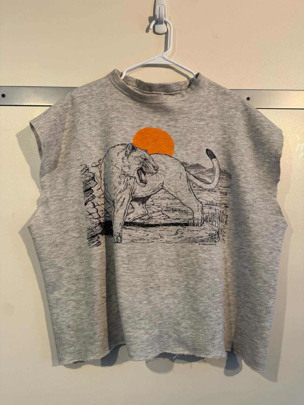Vintage 1989 Mountain Lion Graphic Sleeveless Cropped Sweatshirt Size 4XL